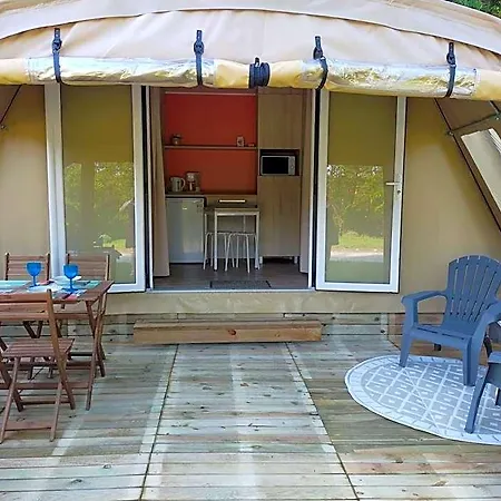 Glamping In The Ardennes 3* Viroinval